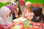 Kinder Club Werbeclip - Bildung - Vervires 05.04.2014 (4)
